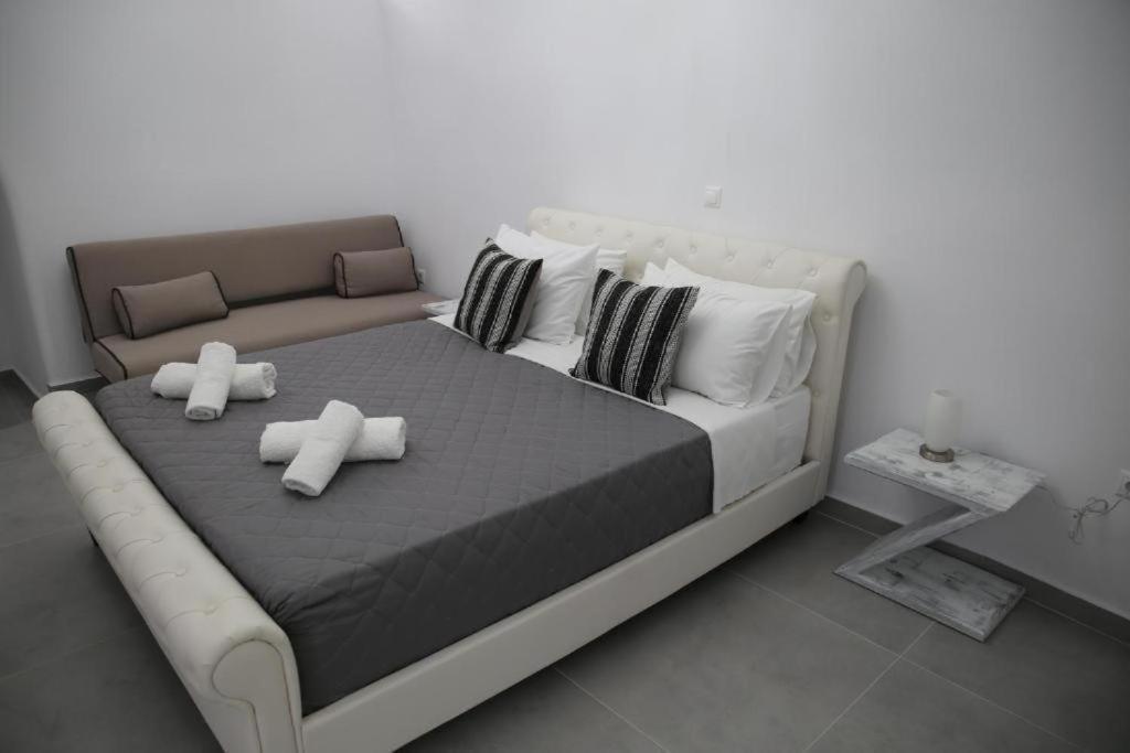 Unique Leta Apartamento Fira  Exterior foto