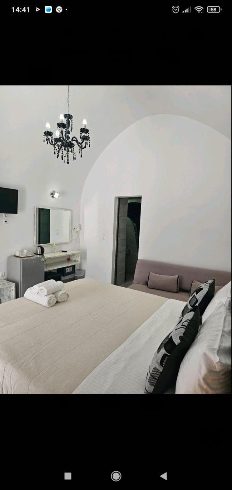 Unique Leta Apartamento Fira  Exterior foto