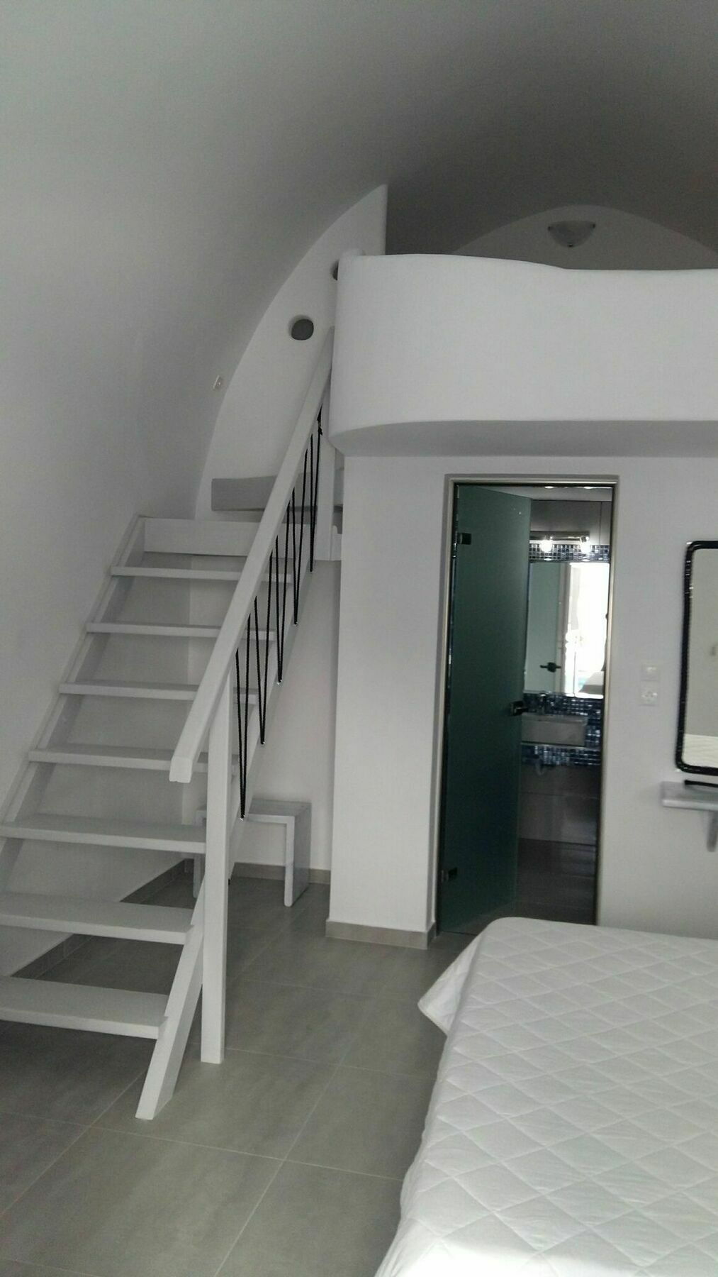Unique Leta Apartamento Fira  Exterior foto
